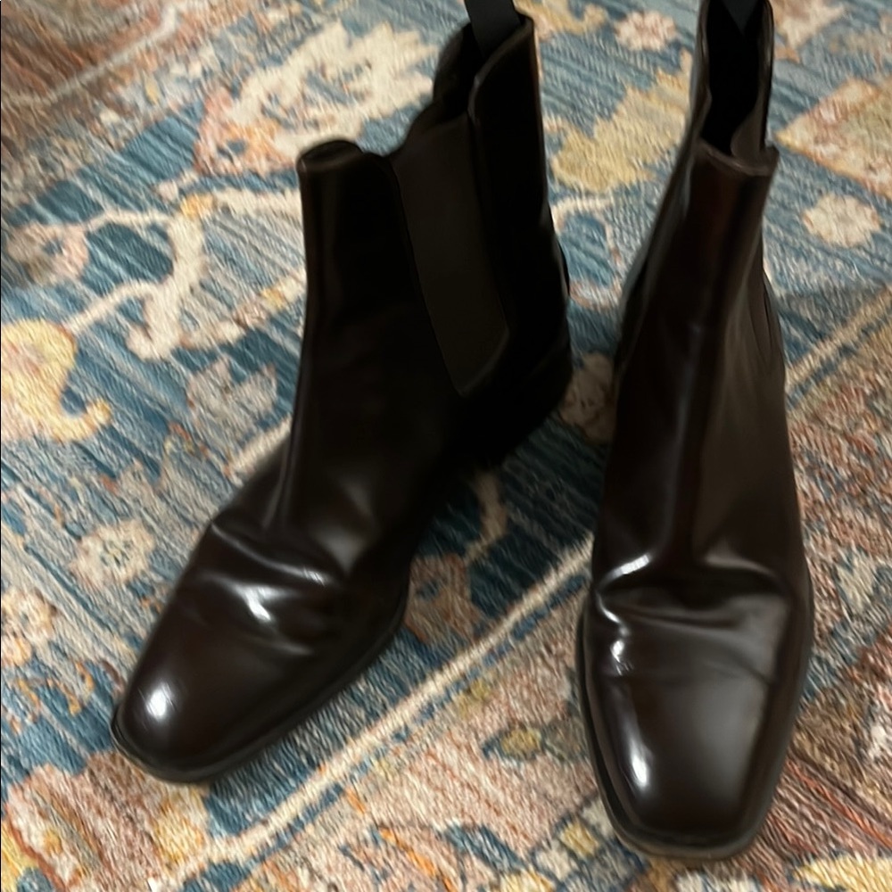 Tod's Chelsea boots with stud detail.